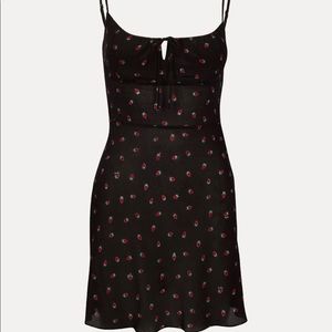 Realisation par Inez in black strawberry XXS